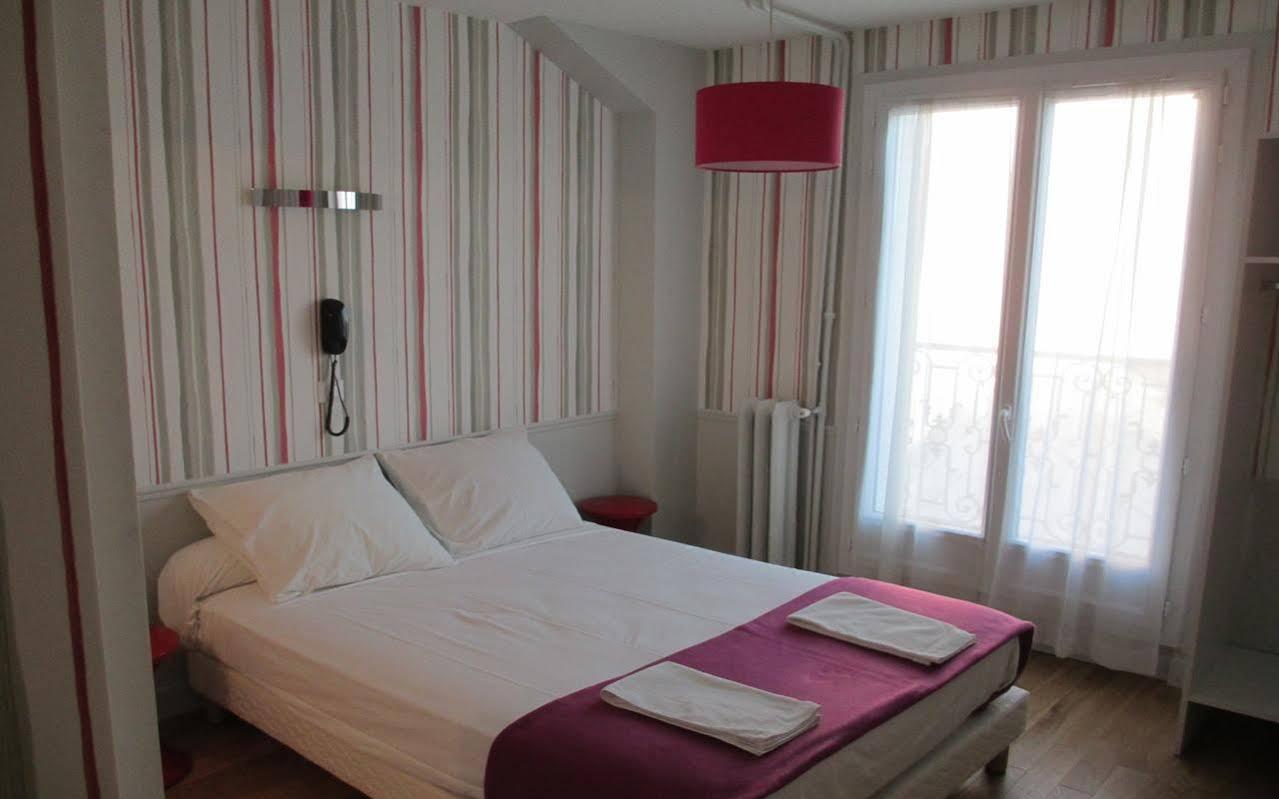 Perfect Hotel & Hostel Paris Exterior foto A room at the hotel